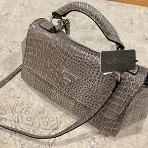 NWT Guess shoulder bag